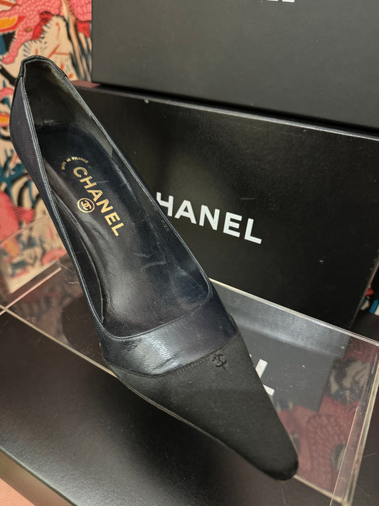 CHANEL Blue and Black Velvet Tip Heels